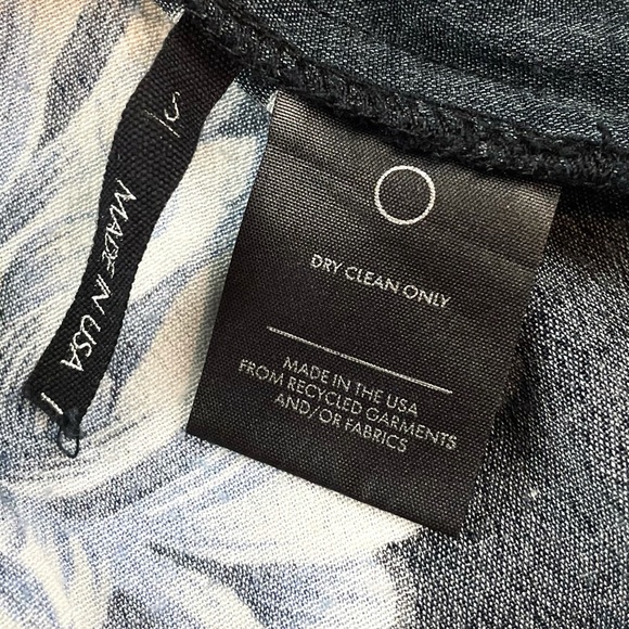 (VTG) REFORMATION • Floral Open-Back Long Sleeve Mini Dress - Picture 12 of 16